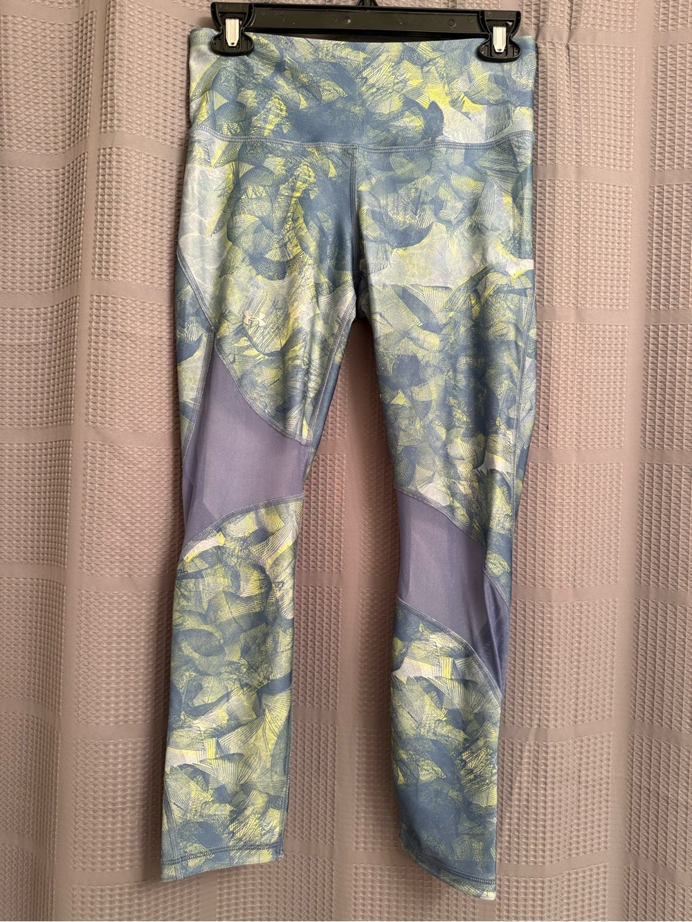 Under Armour HeatGear Blue & Yellow Patterned Compression Leggings
